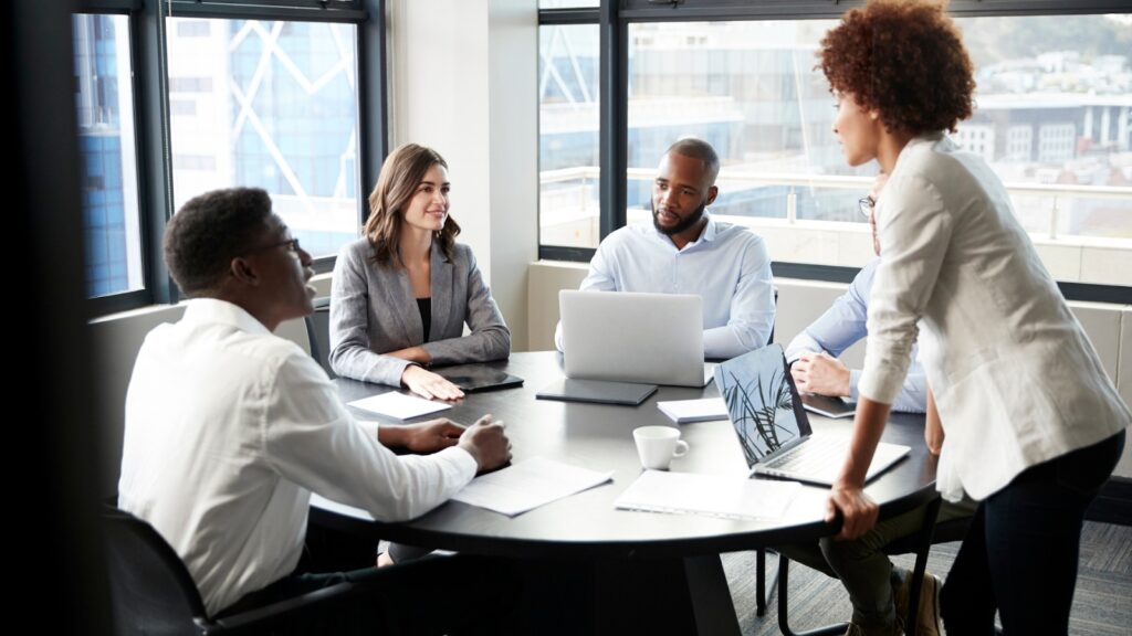 The Impact of Employee Recognition on Team Collaboration and Performance